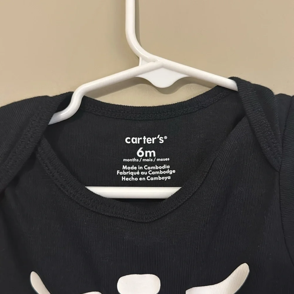 NWT- Carter's one piece skeleton black sleeper